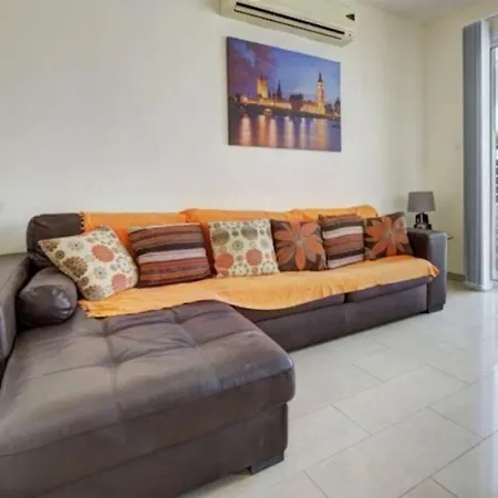 Villa Paschali 2 *